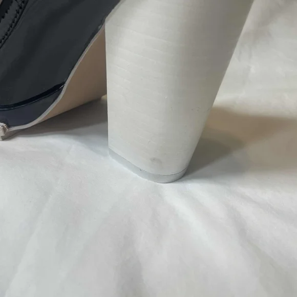 Jeffrey Campbell Ibiza Handmade Black And White Platform Patent Leather Heels - Picture 9 of 11